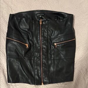 Kendall & Kylie Black Faux Leather Mini Skirt